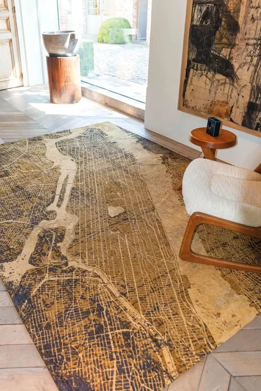 Cities 9315 New York Gatsby Gold Washable Rug