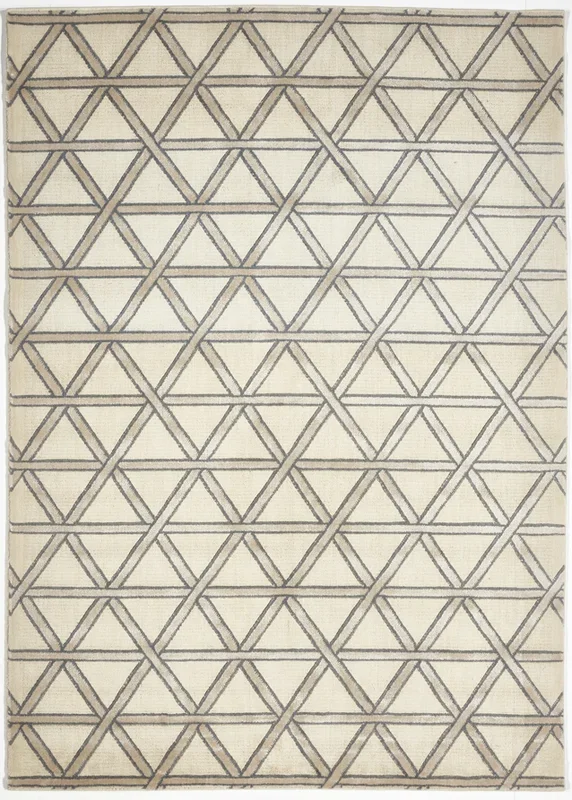 Contemporary Machine Made White Wool Rug 5’3 x 7’5