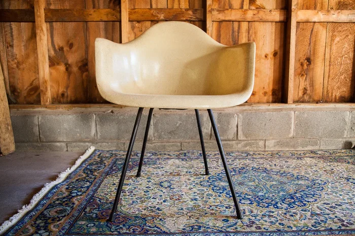 Eames Venice Label Parchment Chair