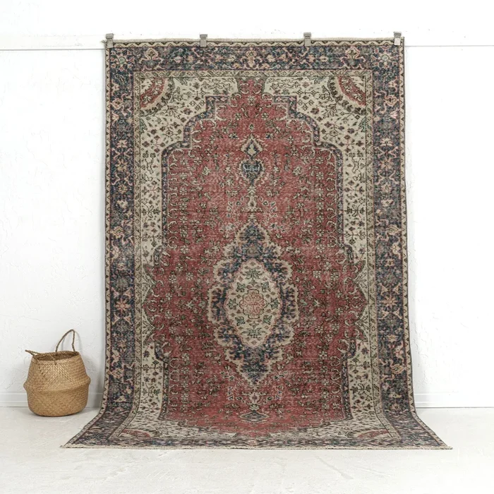 Eira – Vintage Turkish Area Rug