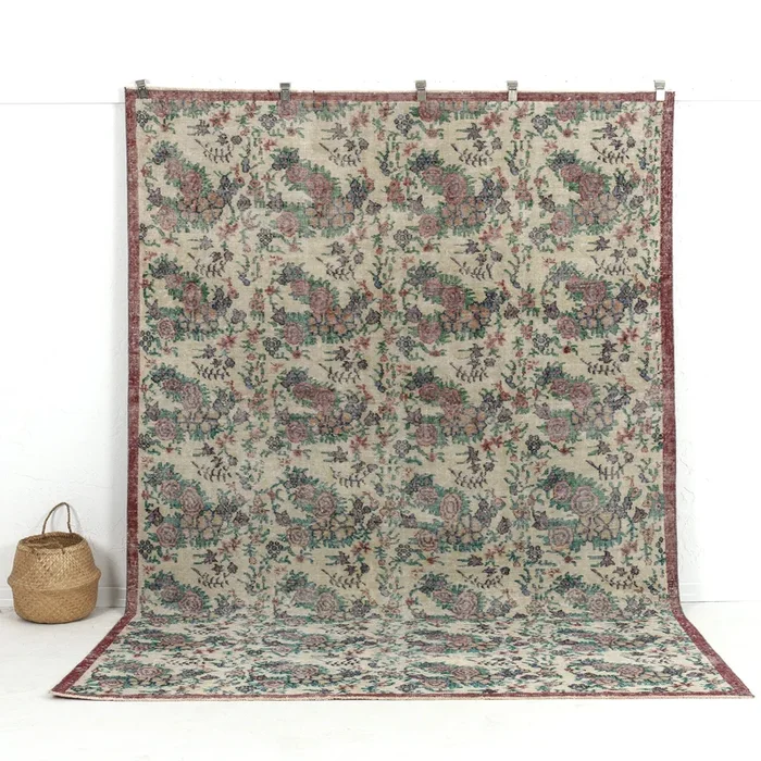 Elyra – Vintage Turkish Area Rug