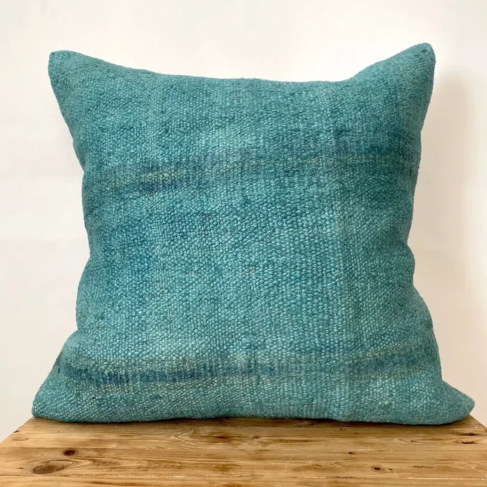 Flourette – Turquoise Hemp Pillow Cover
