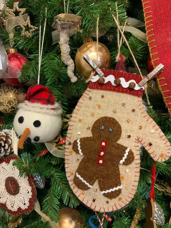 Gingie Mitten