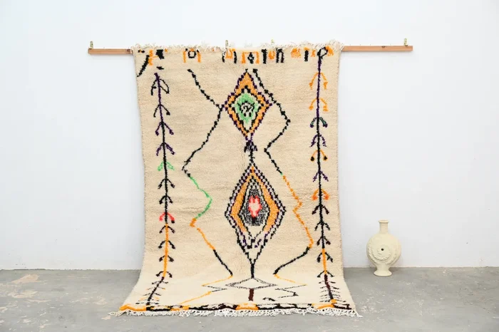 Handmade Azilal Rug, 250 x 150 cm, AZO-452