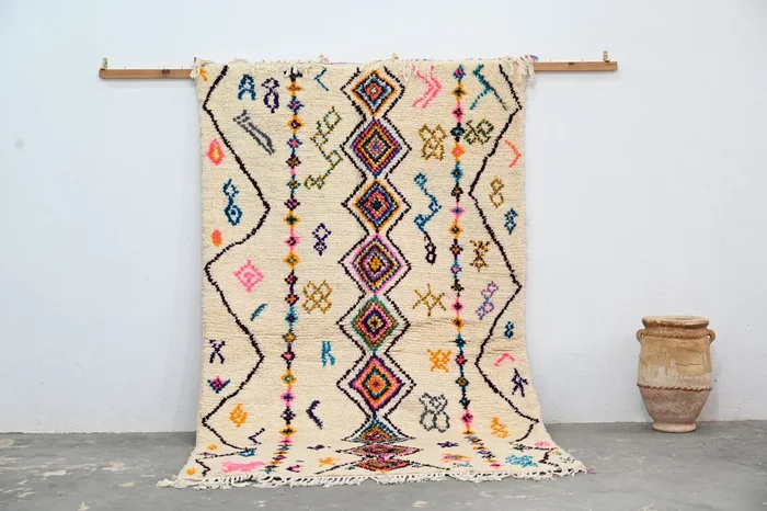 Handmade Azilal Rug, 260 x 155 cm, AZO-515