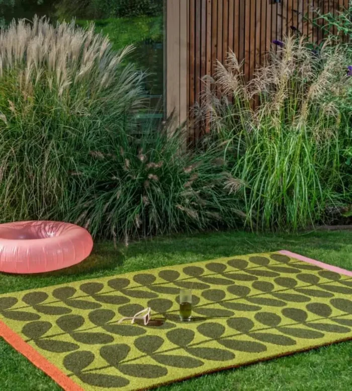 In-Outdoor Orla Kiely Solid Stem 659306 Rug