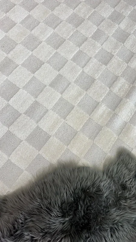 ISOLA CREME EASY CARE FLOOR RUG