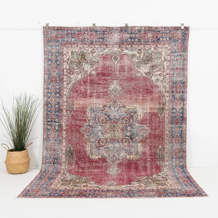 Jorielle – Vintage Turkish Area Rug