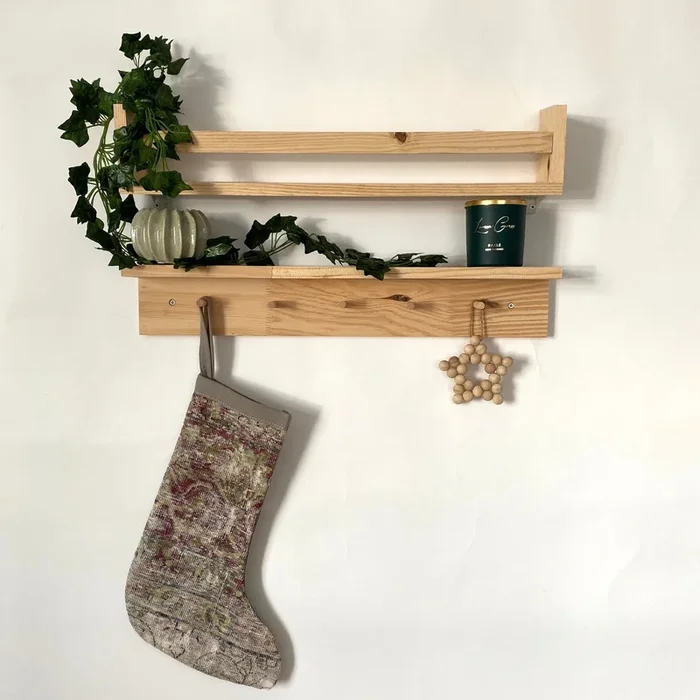 Karlina – Vintage Stocking