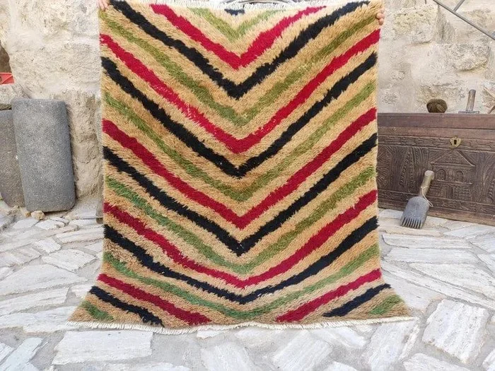 Langston 3’3” x 4’3”