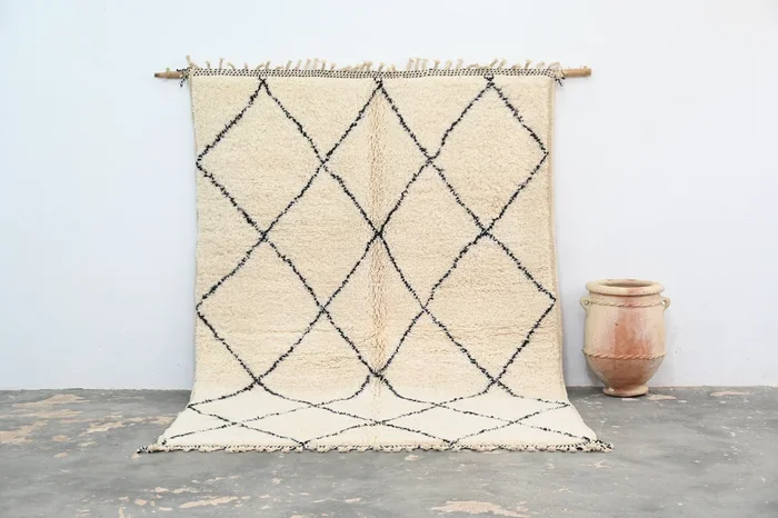 LARGE Beni Ouarain Rug, 290 x 200 cm, GO-730