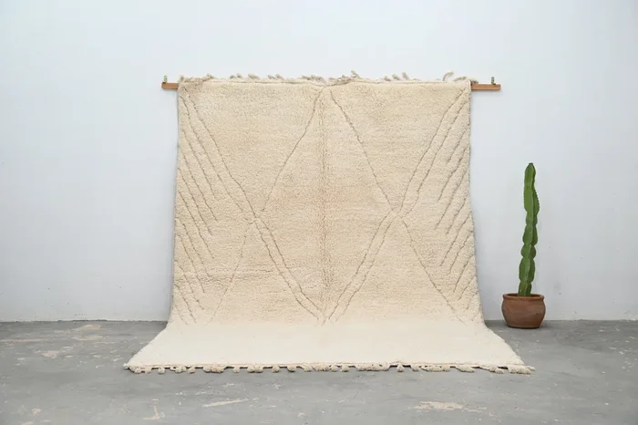 LARGE Beni Ouarain Rug, 306 x 220 cm, GO-550