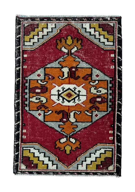 Lilavati – Vintage Turkish Small Rug