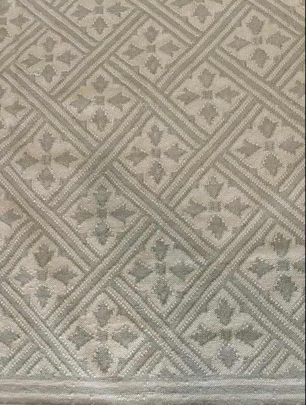 Lois Flatweave Dhurrie (Made to Order)