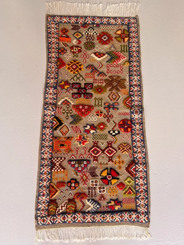 Mbarka & Khadija’s Sun-Drenched Intricate Hanbel