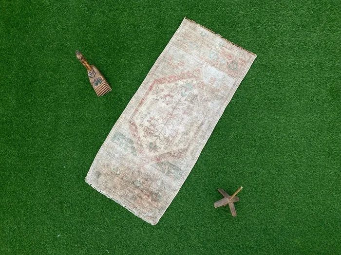 Meadows 1’6” x 3’5”