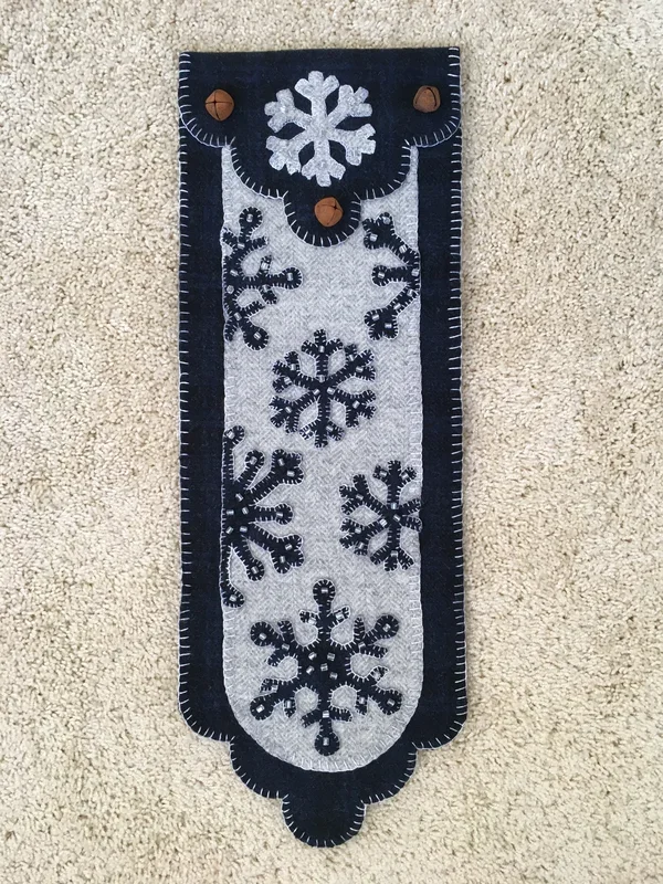 Midnight Snowflakes Scalloped Banner