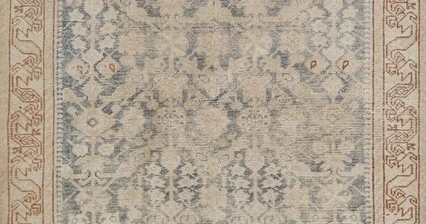 Momeni Ariana Blue ARI-5 2’3 in. X 7’6 in. Rectangle Rug