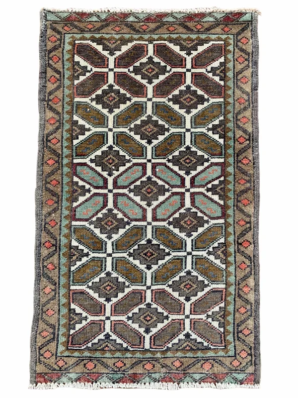 No. 882 | 1’8 x 2’10