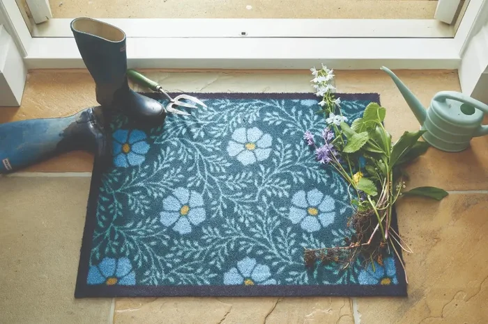Patterned Hug Rug Floral 5