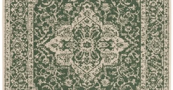 Safavieh Beach House BHS137 Green / Creme 2′-2″ X 4′ Accent Area Rug