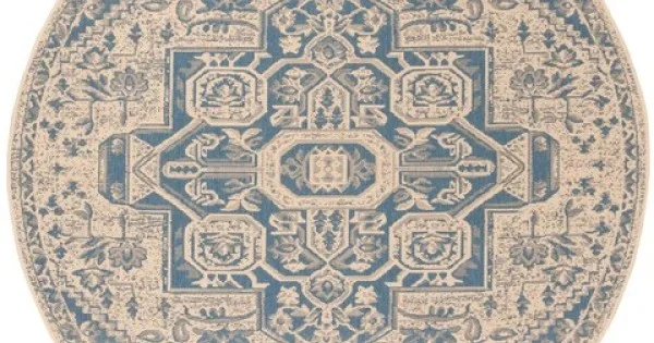 Safavieh Beach House BHS138 Blue / Creme 8′ X 8′ Round Area Rug