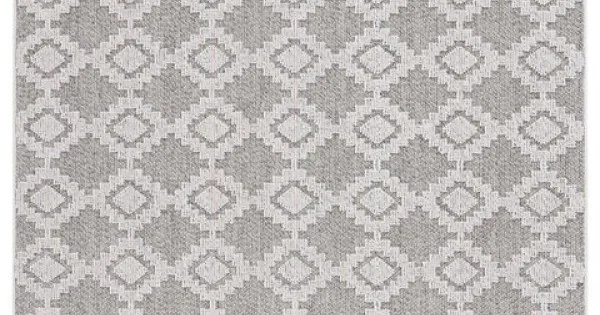 Safavieh Global Grey / Ivory GLB208 5 ft. 3 in. X 7 ft. 6 in. Rectangle Rug