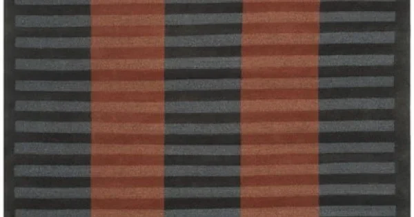Safavieh Nepalese Dark Beig / Navy NP19 5 ft. X 8 ft. Rectangle Rug