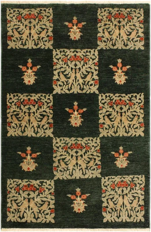 Shabby Chic Ziegler Retha Green/Light Green Wool Rug – 3’10” x 5’11”