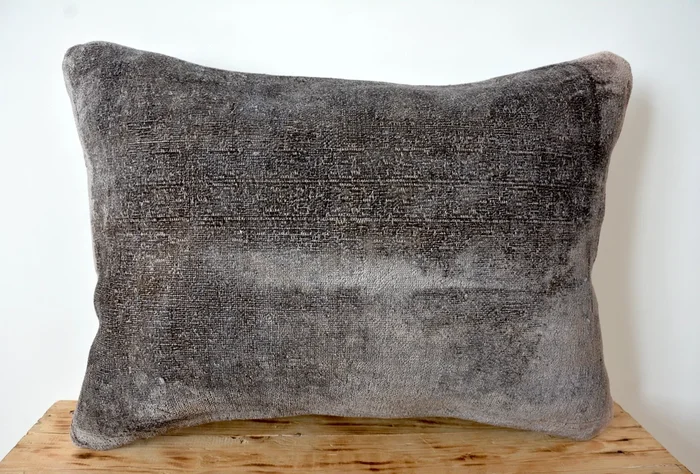 Shira – Gray Bamboo Silk Pillow Cover