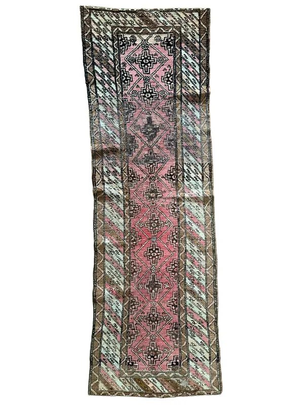 Shirvan 2’10 x 8’1