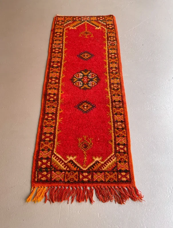 Soumaia’s Vibrant Runner