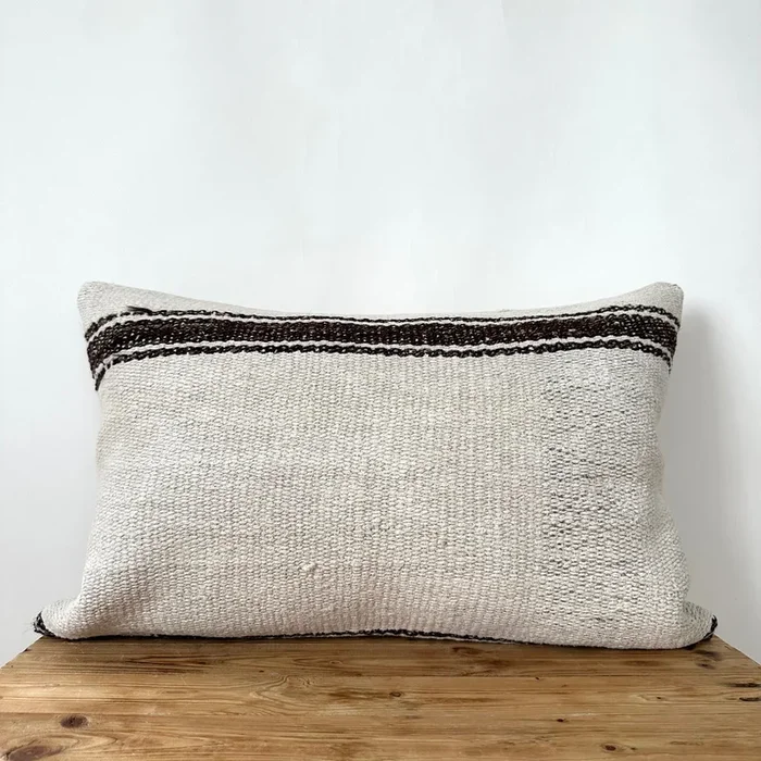 Tannis – White Hemp Pillow Cover