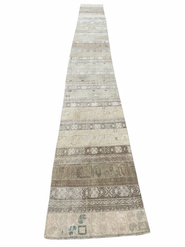 Taskie 2’8 x 23’2 – 23’6
