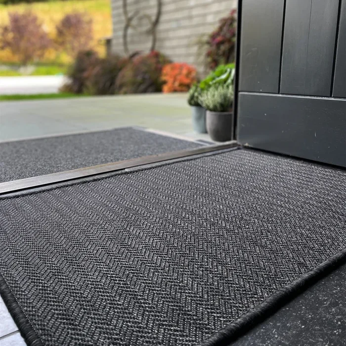 The Innerweave – Chevron (Dark Grey) / Doormat