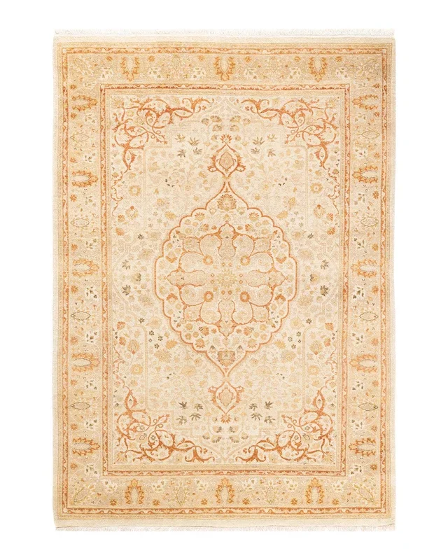 Traditional Hand Knotted Mogul Floral Ivory Area Rug 4′ 2″ x 5′ 10″