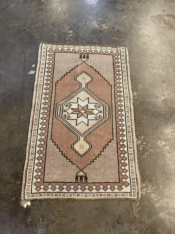 Turkish Oushak Rug – 1’10” x 2’11”