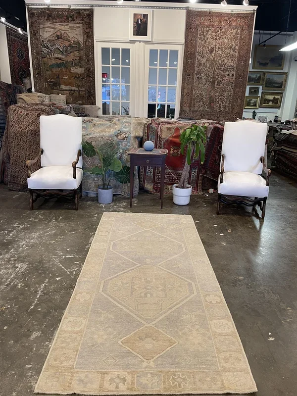 Turkish Oushak Rug – 3’9″ x 8’2″