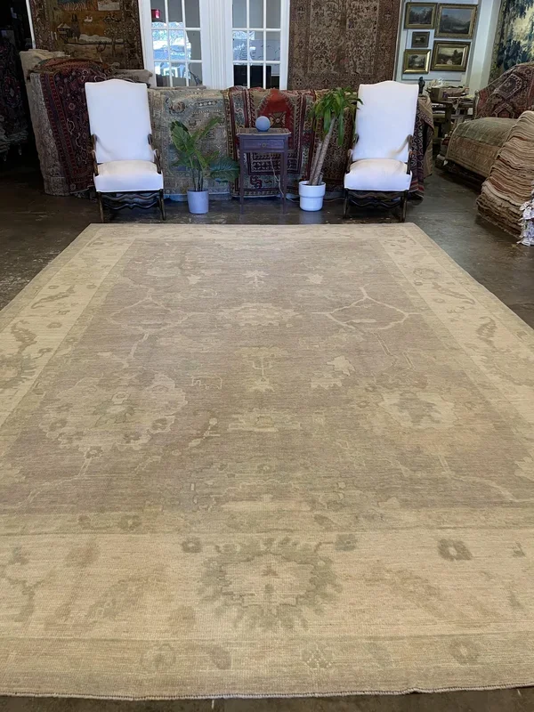 Turkish Oushak Rug – 9’10” x 14’2″