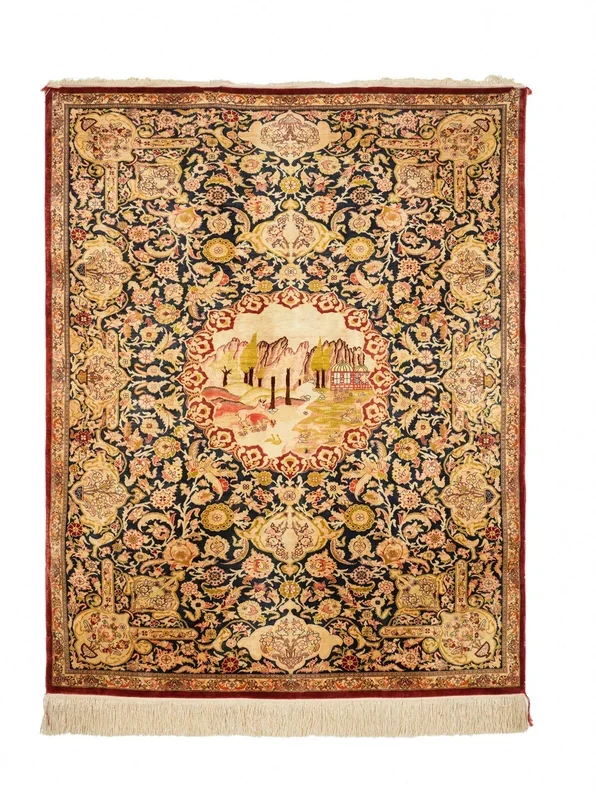 Turkish Silk Hereke Portrait Rug 4’7″ x 3’7″
