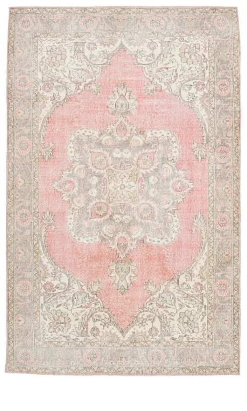 Turkish Vintage Rug 6’2″ x 9’12” ft