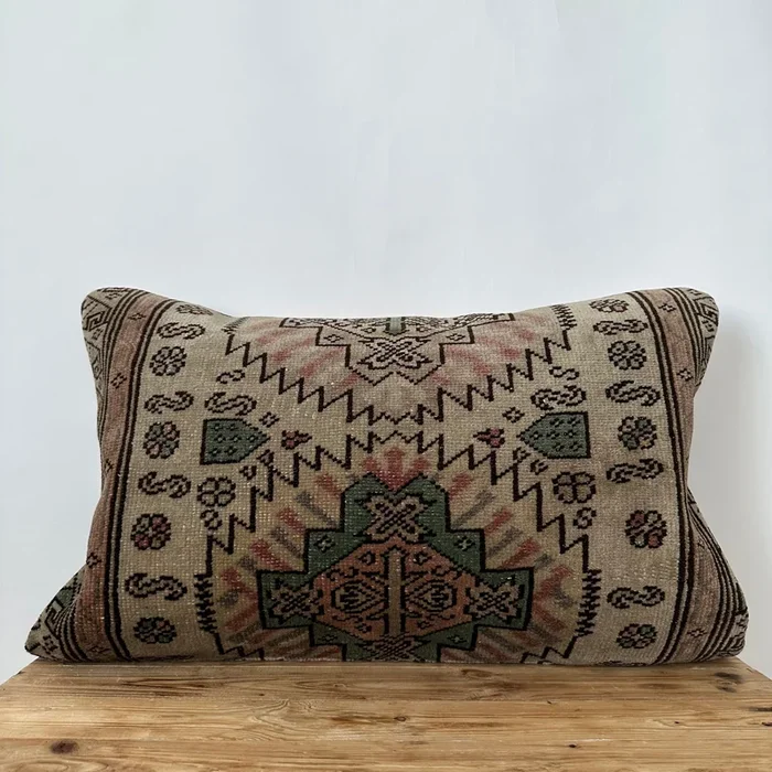 Urmi – Persian Pillow Cover