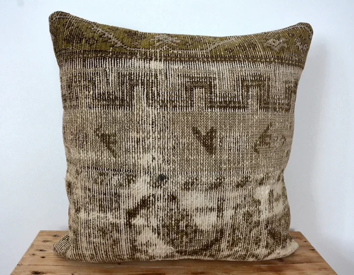 Veronika – Persian Pillow Cover
