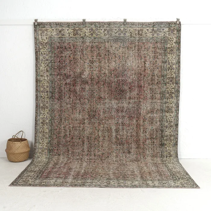 Veyra – Vintage Turkish Area Rug
