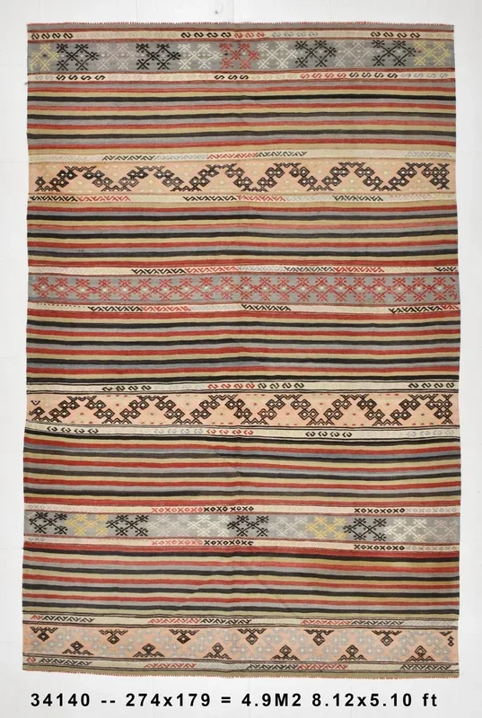 Vintage Kilim Anatolian 5’10” x 8’12” ft
