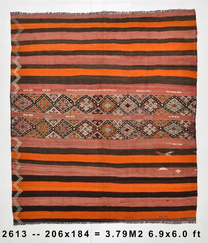 Vintage Kilim Anatolian 6’0″ x 6’9″ ft