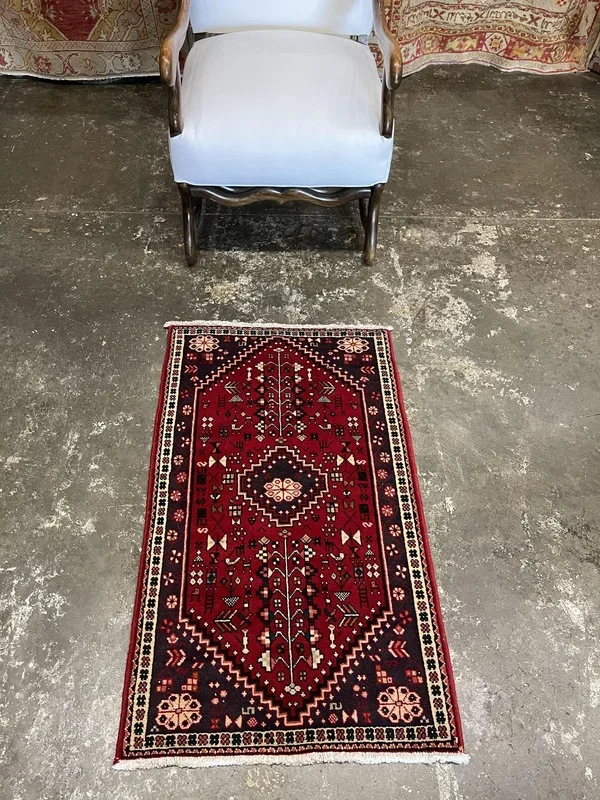 Vintage Persian Abadeh Rug – 2’2″ x 3’6″