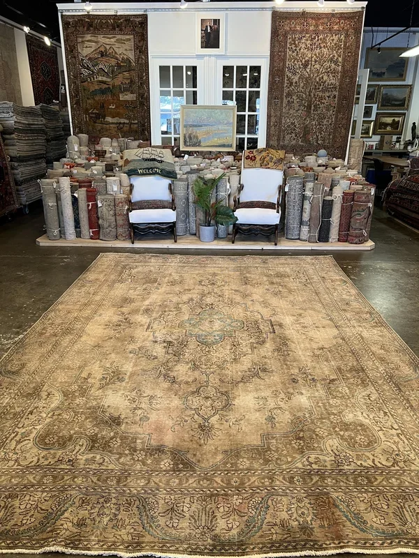 Vintage Persian Tabriz Rug – 9’6″ x 12’10”