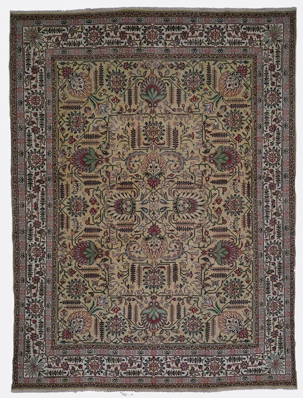 Vintage Persian Tabriz Rug – 9’7″ x 12’10”