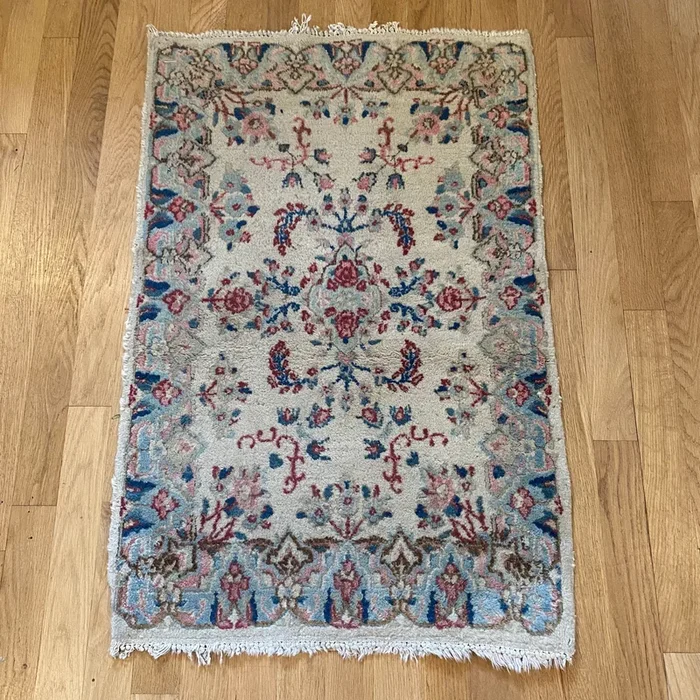 Vintage Rug, 1′ 11 x 3′ Cream